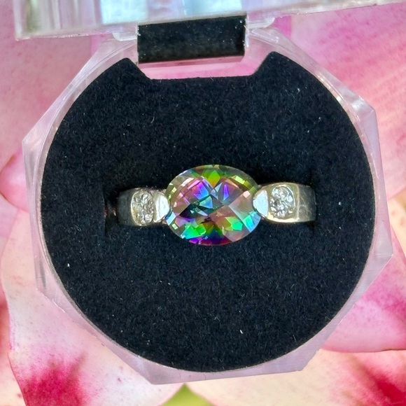 925 sterling silver mystic topaz ring. Beautiful faceted stone. Sz 9 - Picture 2 of 8